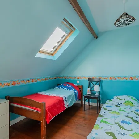 Maison Maxi 8 Personnes, Proche