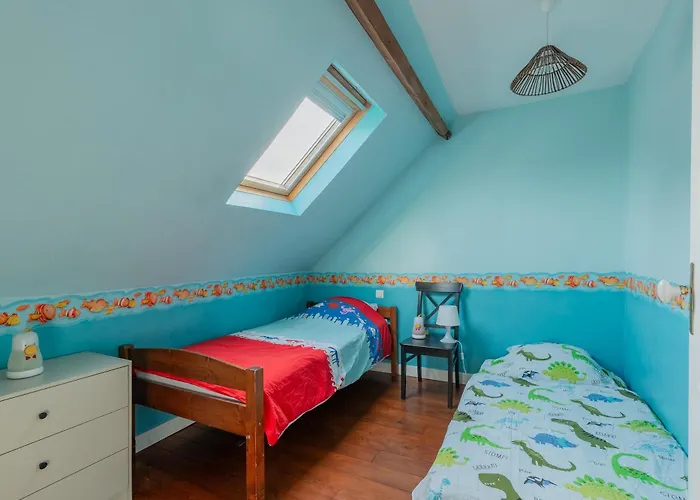 Maison Maxi 8 Personnes, Proche